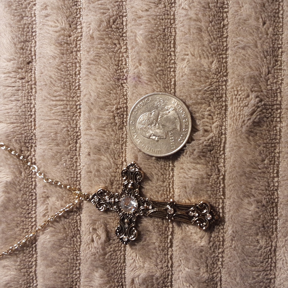 Handmade Cross Pendant Necklace Gold - Picture 4 of 4